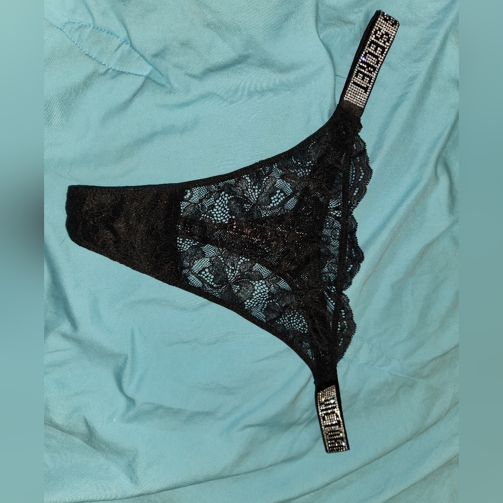 Black lace bling panty